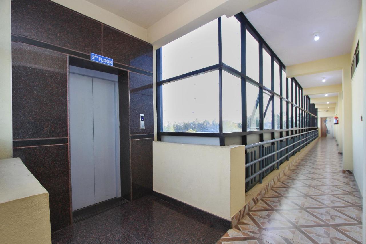 Mg Road One Otel Bangalore Dış mekan fotoğraf