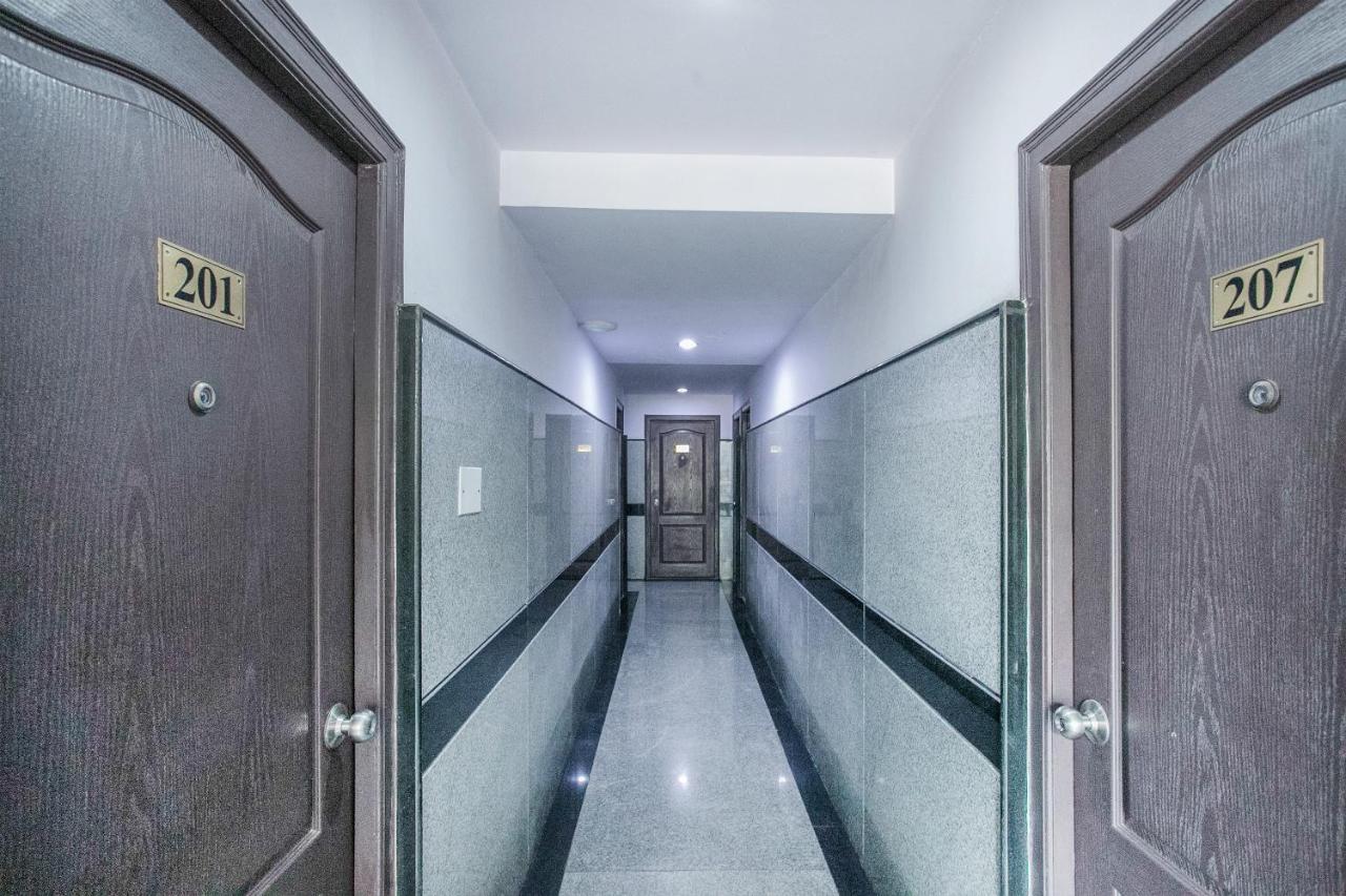 Mg Road One Otel Bangalore Dış mekan fotoğraf
